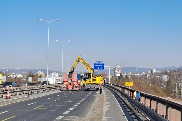 V Liberci začaly opravy dvou mostů na silnici I/35 | foto: Eva Malá,  Český rozhlas