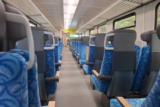 Skončí vlaková výluka mezi Turnovem a Železným Brodem a dál do Tanvaldu  (ilustrační snímek) | foto: Michal Balák,  Český rozhlas