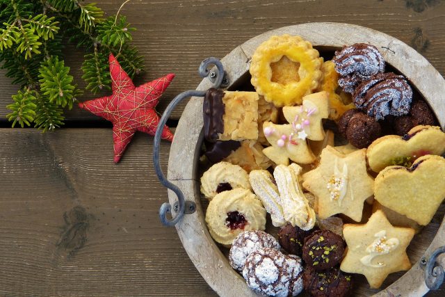 Cukroví na vánoční stůl neodmyslitelně patří | foto: Pixabay