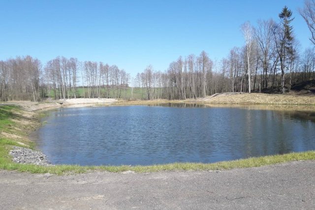 Obnovený rybník Pod Hůrkou nedaleko Višňové | foto: Václav Vacek