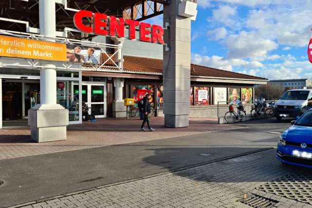 Lidé z příhraničí jezdí nakupovat například do německé Žitavy | foto: Michal Jemelka,  Český rozhlas