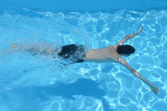 Bazén v liberci otevře až 7. května,  jablonecký až 14. května. V Jilemnici zatím otevřou jen saunu a solnou jeskyni  (ilustrační snímek) | foto: Pixabay