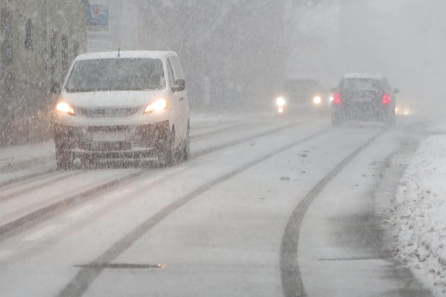 Sníh na silnici | foto: Jaroslava Mannová