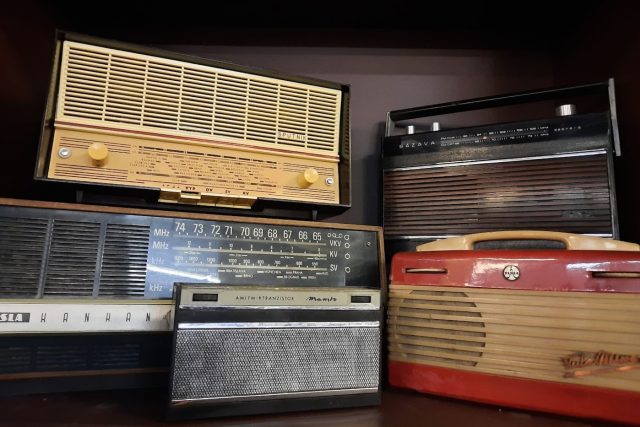 Výstava radiopřijímačů ke 100 letům rozhlasu v Technickém muzeu v Liberci | foto: Tomáš Mařas,  Český rozhlas
