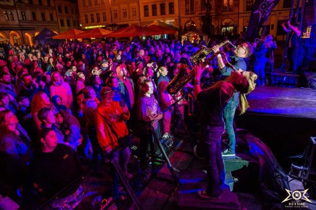 Big Band Jam 2019 na libereckém náměstí | foto: Aleš Kozák,  Big'O'Band Marka Ottla