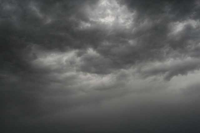 Silná bouře si v pátek 26 srpna vzala v Liberci jeden lidský život   (ilustrační snímek) | foto: Fotobanka Pixabay,  Licence Pixabay