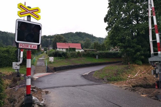 Problematický železniční přejezd v Andělské Hoře u Chrastavy | foto: Hana Hauptvogelová,  Český rozhlas