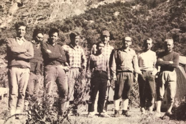 Reprodukce fotografie: Členové Expedice Peru 1970,  kteří na výpravě zahynuli | foto: Lucie Fürstová