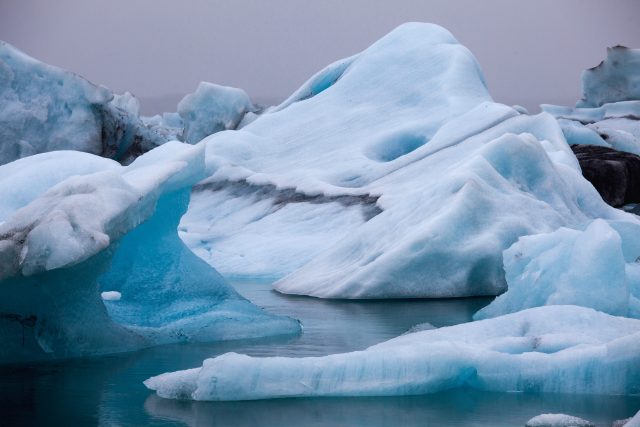 Ledové útvary na Islandu  (ilustrační snímek) | foto: Fotobanka Profimedia