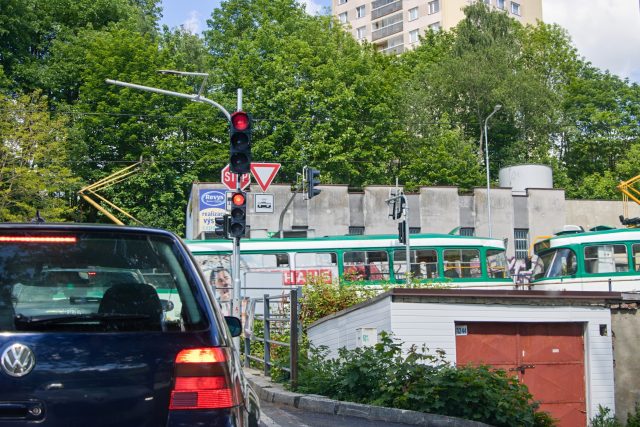 Kvůli rekonstrukci tramvajové trati v Jablonci nad Nisou přibylo semaforů | foto: Jaroslav Hoření,  Český rozhlas