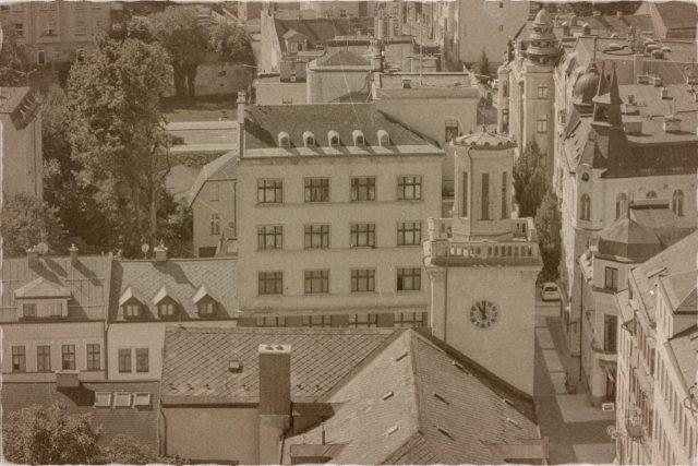 Ilustrační snímek budovy staré radnice v Jablonci nad Nisou - upraveno | foto: Jaroslav Hoření,  Český rozhlas