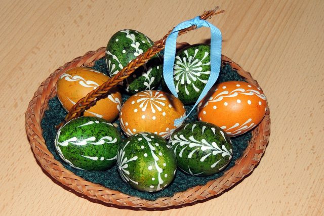 K Velikonočnímu pondělí patří pomlázka a malovaná vejce  (ilustrační snímek) | foto: Fotobanka Pixabay