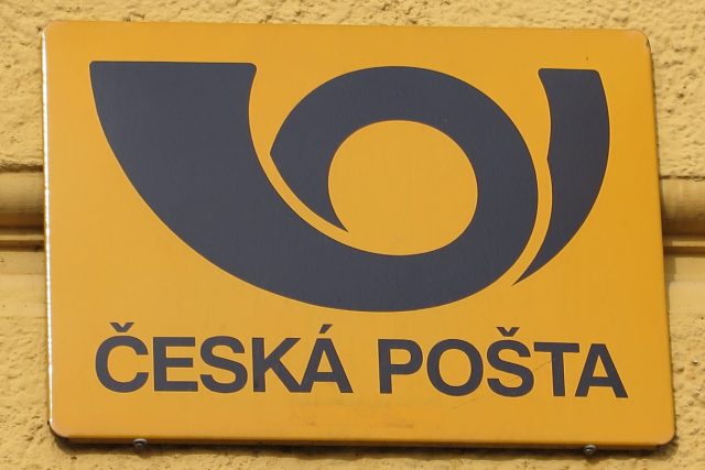 Česká pošta se zbavuje poboček na malých obcích,  přebírají je smluvní partneři  (ilustrační snímek) | foto: Jaroslava Mannová