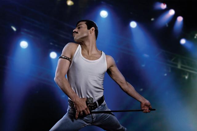 Rami Malek jako Freddie Mercury ve snímku Bohemian Rhapsody | foto: Cinemart