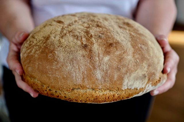Základem pro dobrý chléb je podle Šárky Nemešové hlavně žitný kvas,  o který ale musíte umět pečovat  (ilustrační snímek) | foto: Dagmar Heřtová,  iROZHLAS.cz