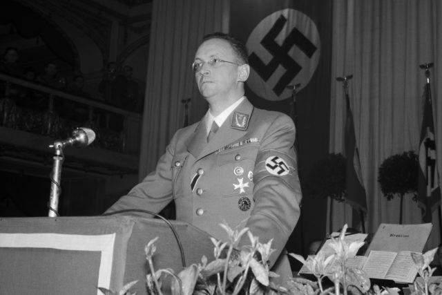 Vůdce Sudetoněmecké strany Konrad Henlein při projevu v pražské Lucerně,  4. února 1942 | foto: ČTK