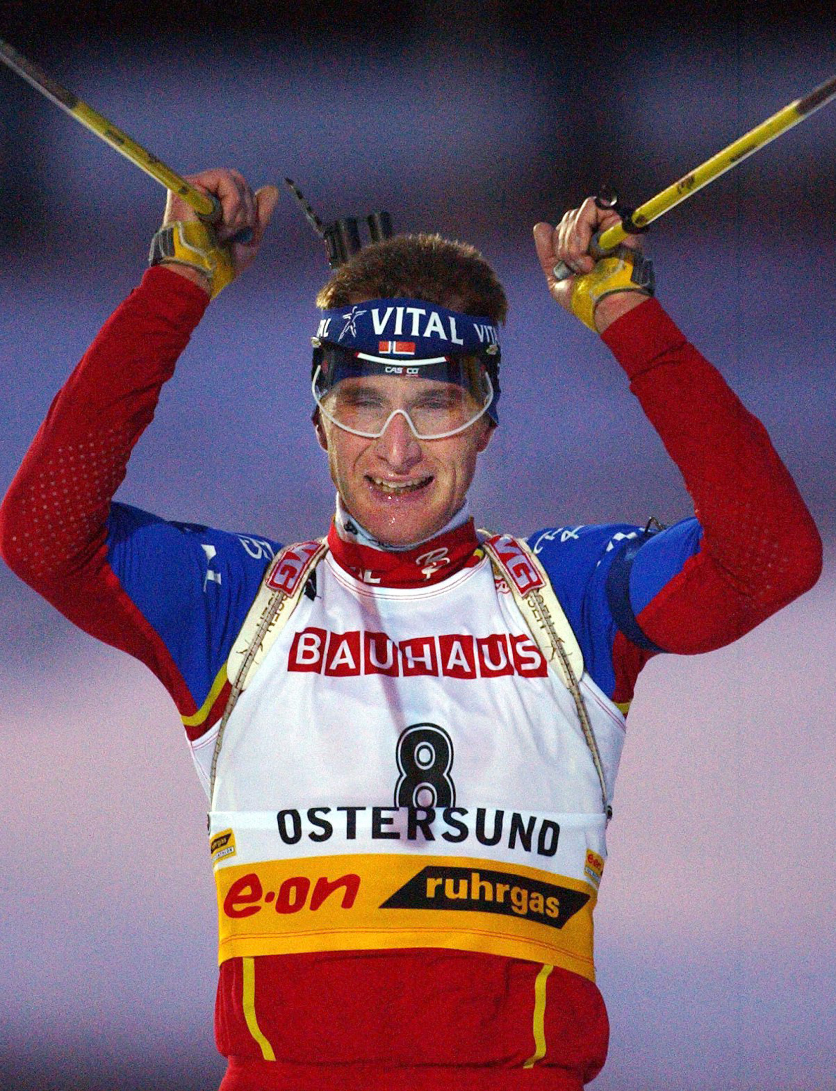 Egil Gjelland - nový trenér české ženské biatlonové reprezentace - na snímku z prosince 2004, kdy v Ostersundu ovládl sprint na 12,5 kilometru
